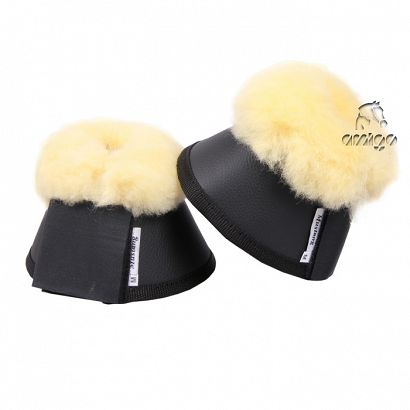 MUSTANG Overreach boots with natural sheepskin